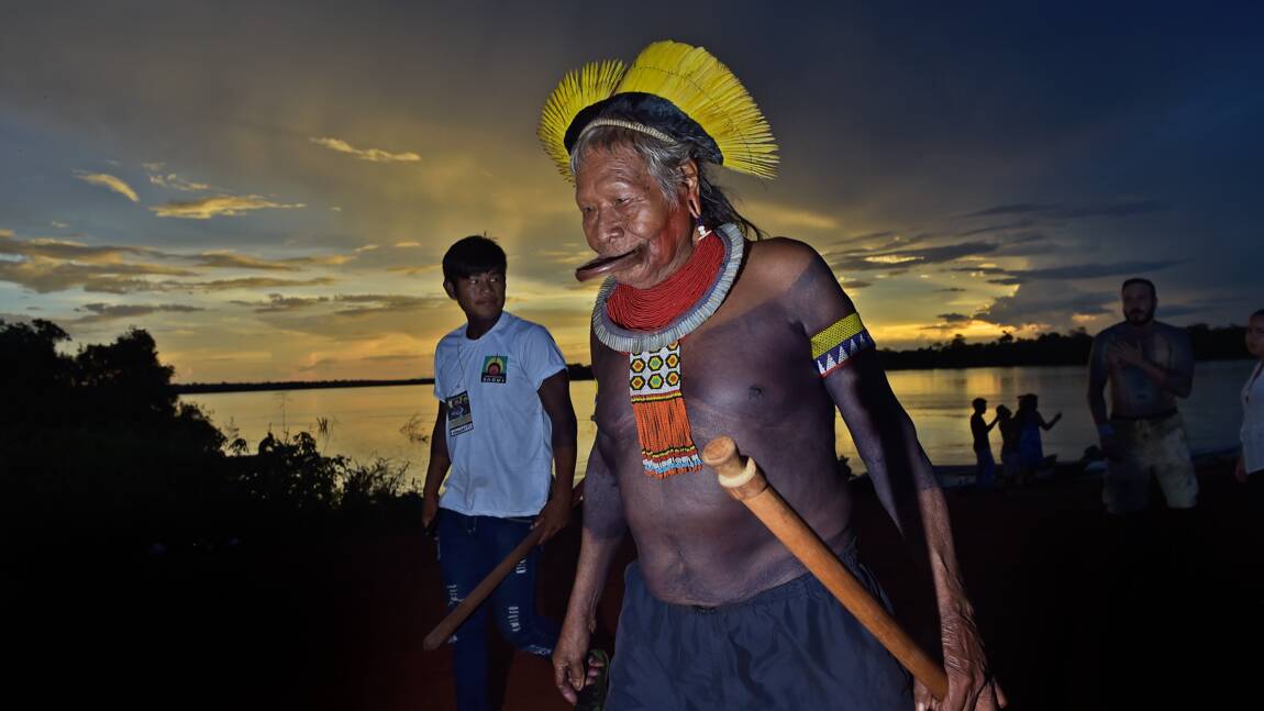 Amazonie: Raoni dénonce les "mensonges" de Bolsonaro sur les incendies