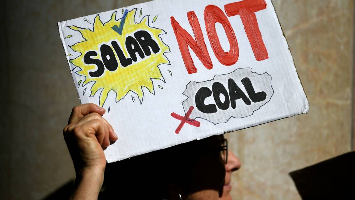 Energies fossiles: l'Australie valide deux projets controversés