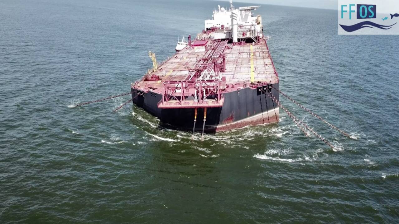 Un pétrolier vénézuélien endommagé fait craindre une "catastrophe environnementale"