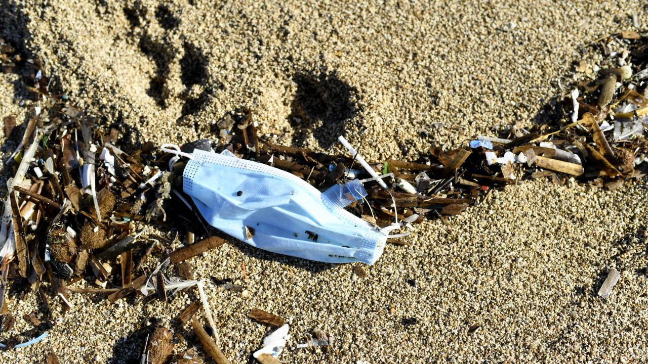 Près de 230.000 tonnes de plastique jetés chaque année dans la Méditerranée