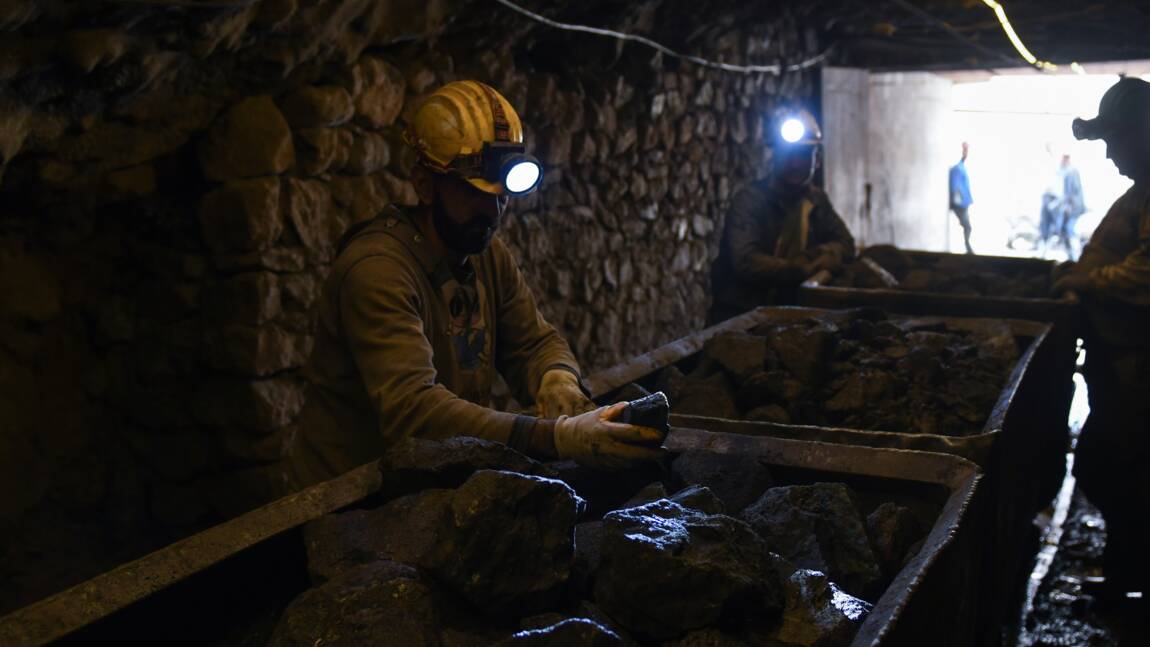 Dans les mines de chrome d'Albanie, les gueules noires ont un "gros problème"