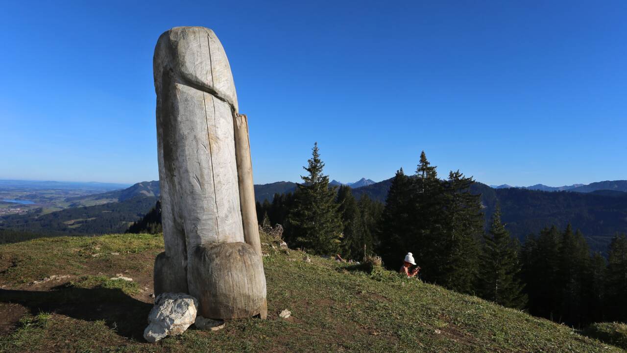 Mystérieuse disparition d'un pénis en bois dans les Alpes bavaroises