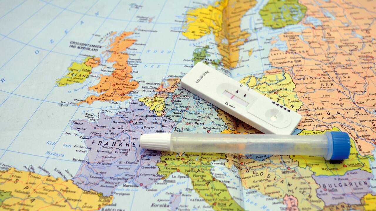 Voyages dans l'UE : accord des 27 pour éviter d'imposer des tests aux vaccinés