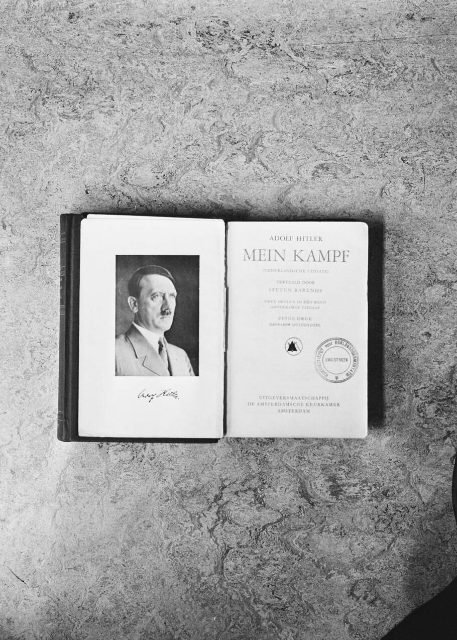 En Pologne, la republication de "Mein Kampf" d'Hitler est présentée comme un "hommage aux victimes" 