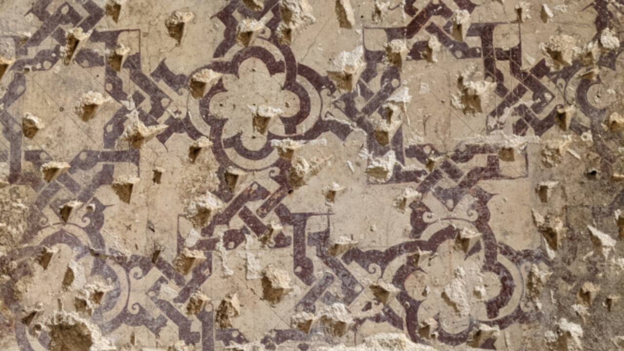 Un hammam islamique du XIIe siècle découvert par hasard dans un bar de Séville