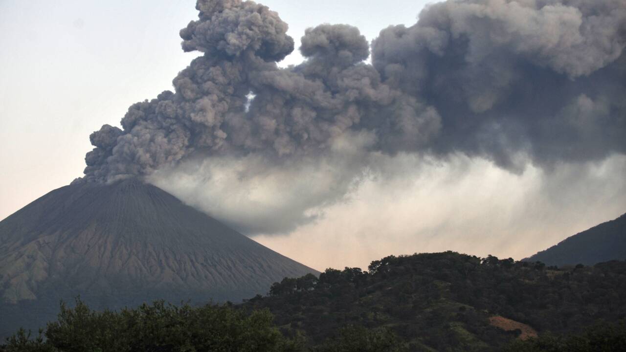 Nicaragua : violente éruption du volcan San Cristobal