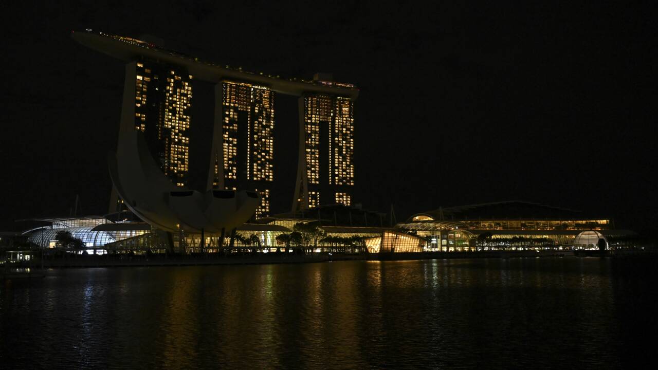Earth Hour : des villes du monde entier éteignent leurs lumières pour la planète
