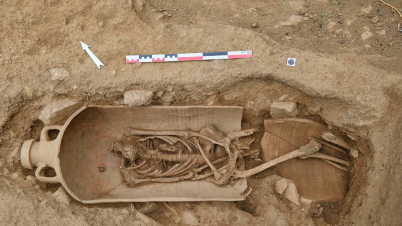 En Corse, découverte d'une nécropole antique avec des corps inhumés dans des amphores