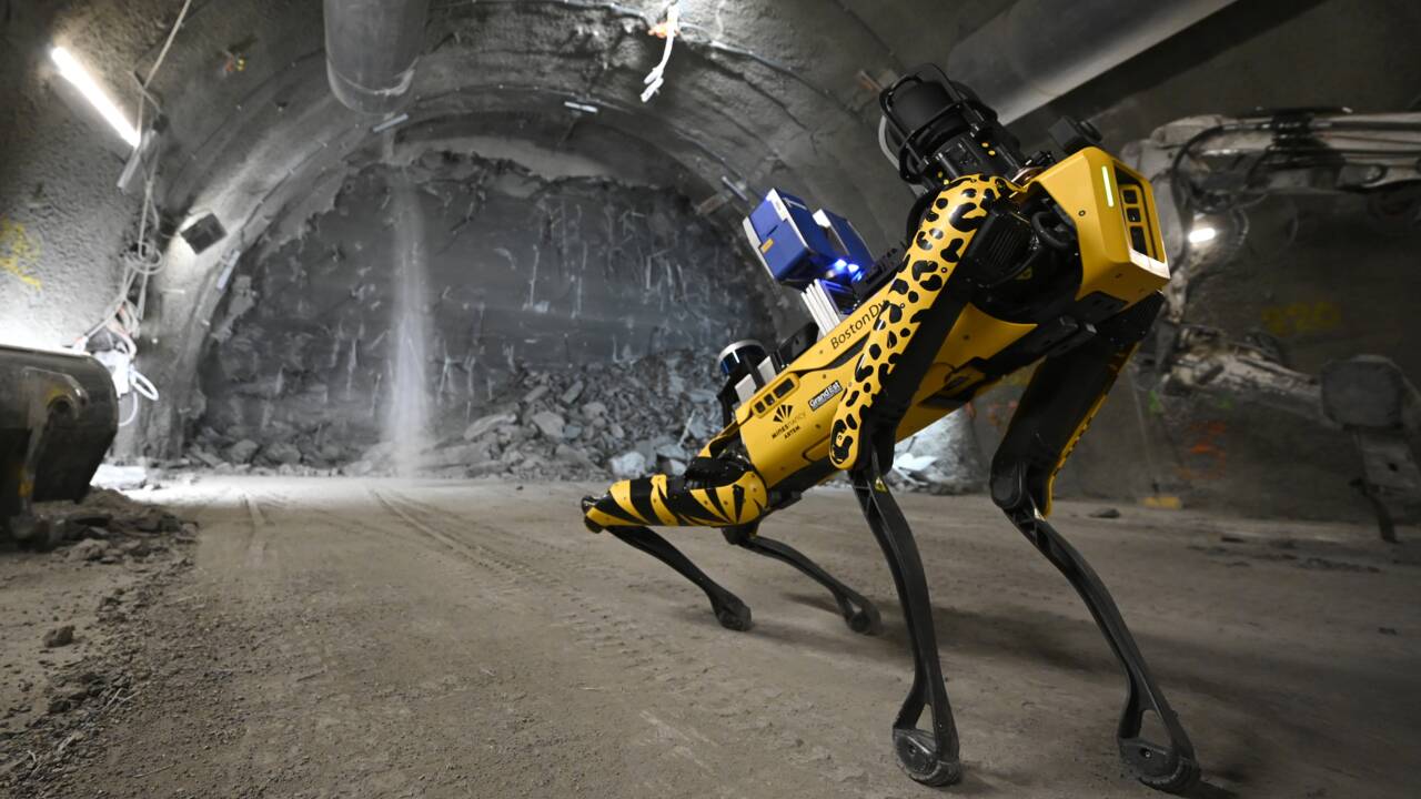 Un robot-chien intelligent dans les entrailles du futur centre d'enfouissement de Bure