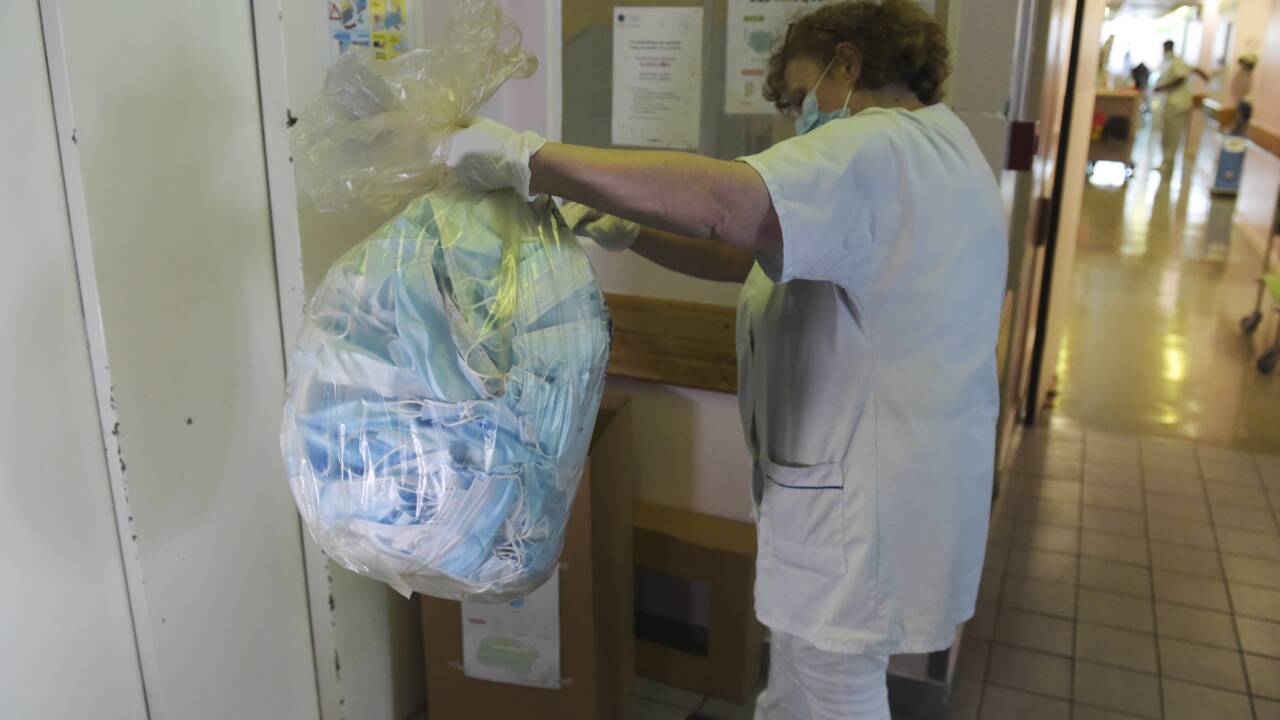 Le parcours d'un masque recyclé, des hôpitaux de Paris à l'industrie automobile