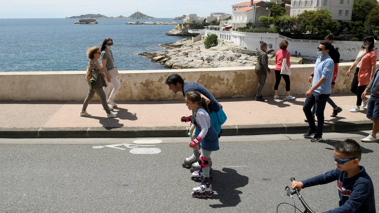 A Marseille, la joie simple et inédite d'un littoral sans voiture