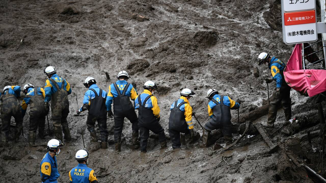 Coulée de boue au Japon: 24 personnes encore introuvables