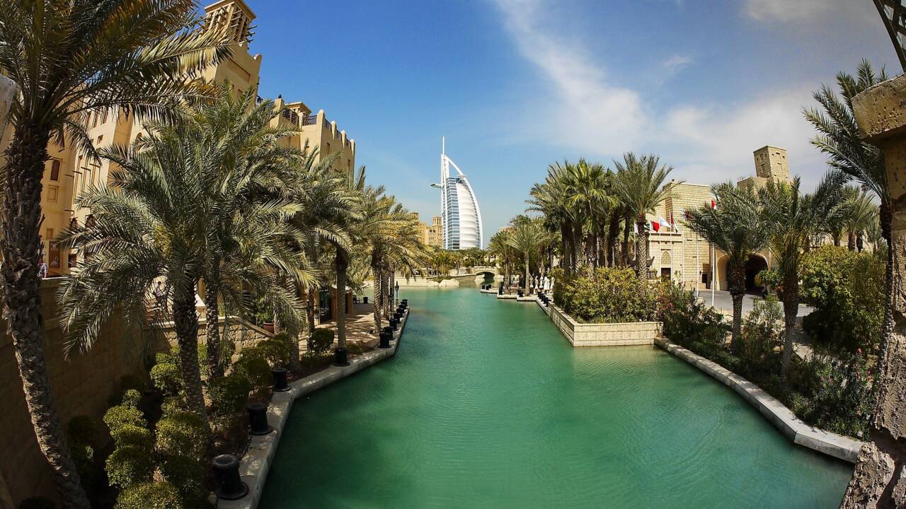 La piscine la plus profonde du monde a ouvert à Dubaï