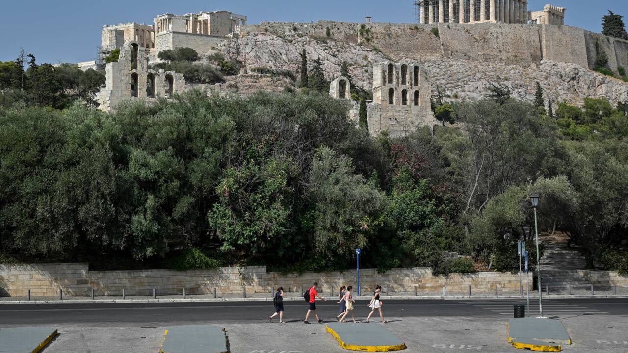A Athènes, l'Acropole ferme ses portes pour cause de canicule exceptionnelle