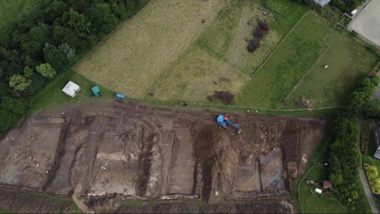 Aux Pays-Bas, des vestiges de l'époque romaine couverts de boue menacés par une digue