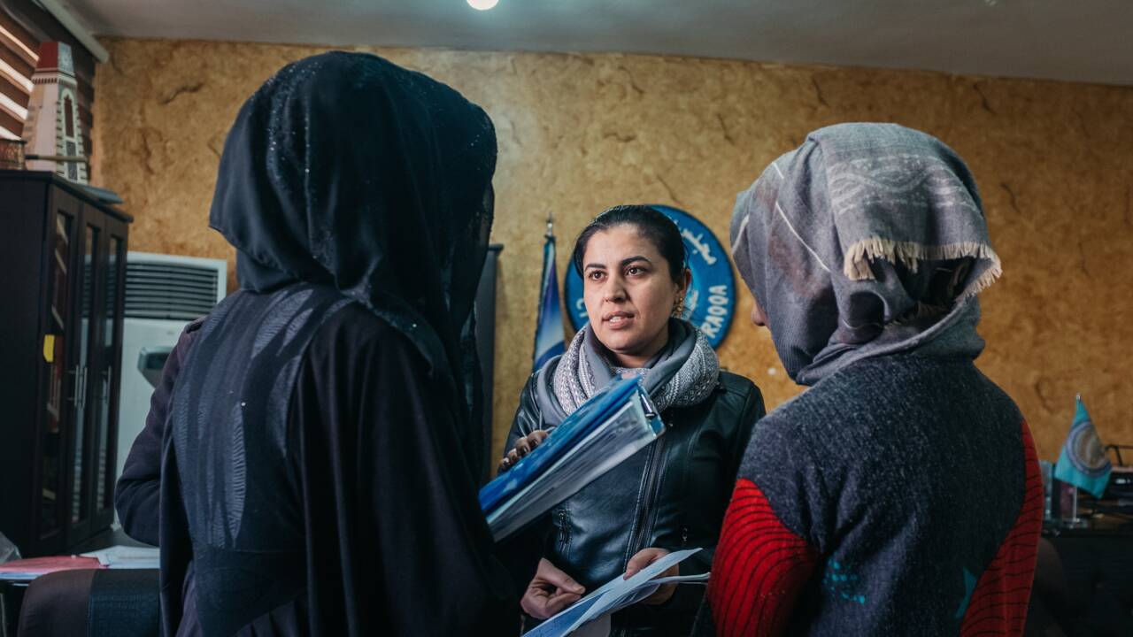 "9 jours à Raqqa" au cinéma : le courage de Leïla Mustapha, maire kurde de la ville syrienne