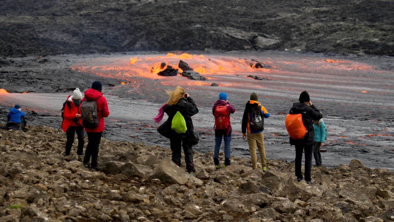 En Islande, l'éruption du volcan Fagradalsfjall en sommeil depuis deux mois