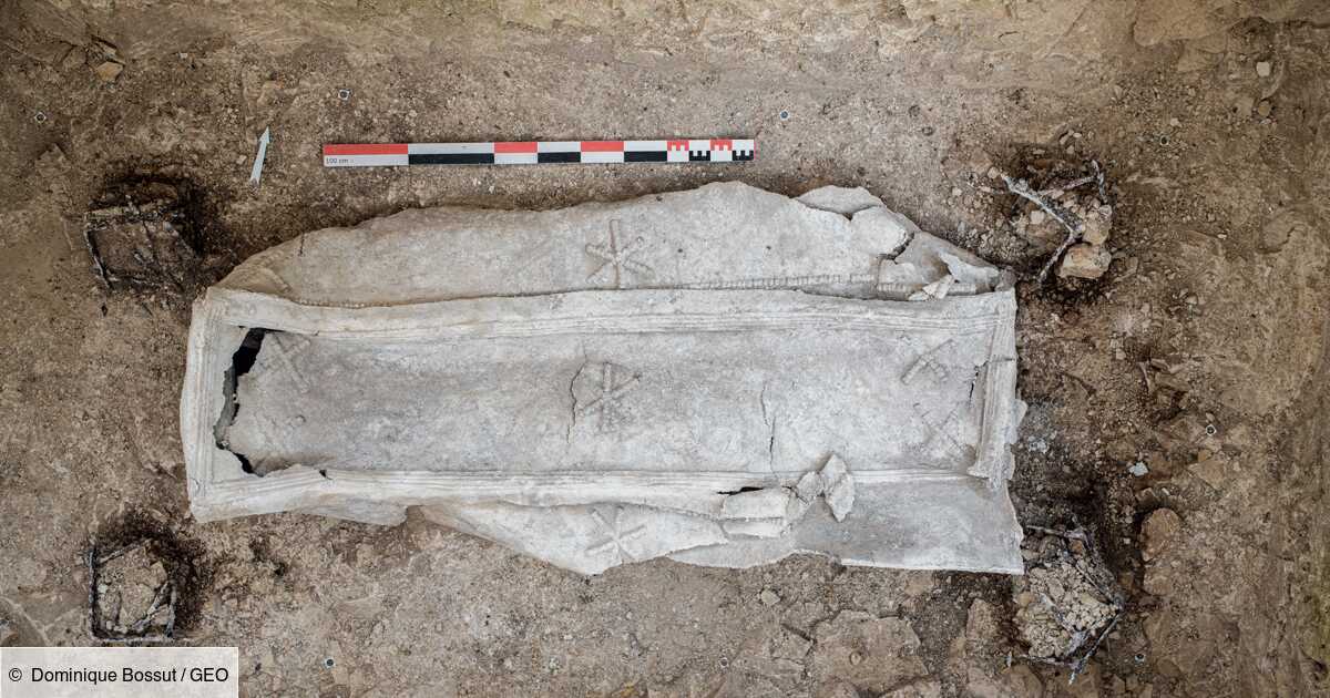 A Arras, deux nouveaux sarcophages découverts dans une nécropole antique