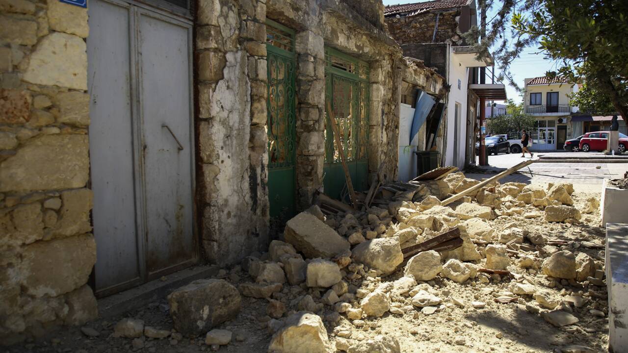 Grèce: un mort et 11 blessés dans un séisme en Crète