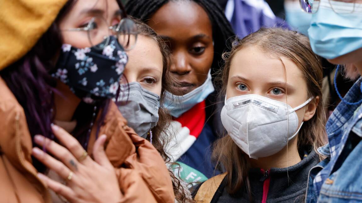 Avant la COP26, Greta Thunberg manifeste à Londres contre les banques
