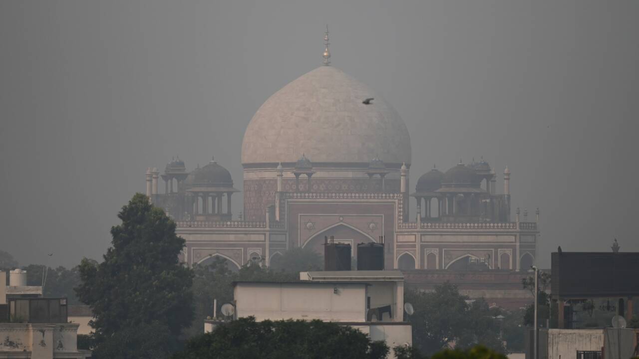 Pollution : New Delhi ferme ses écoles et envisage un confinement