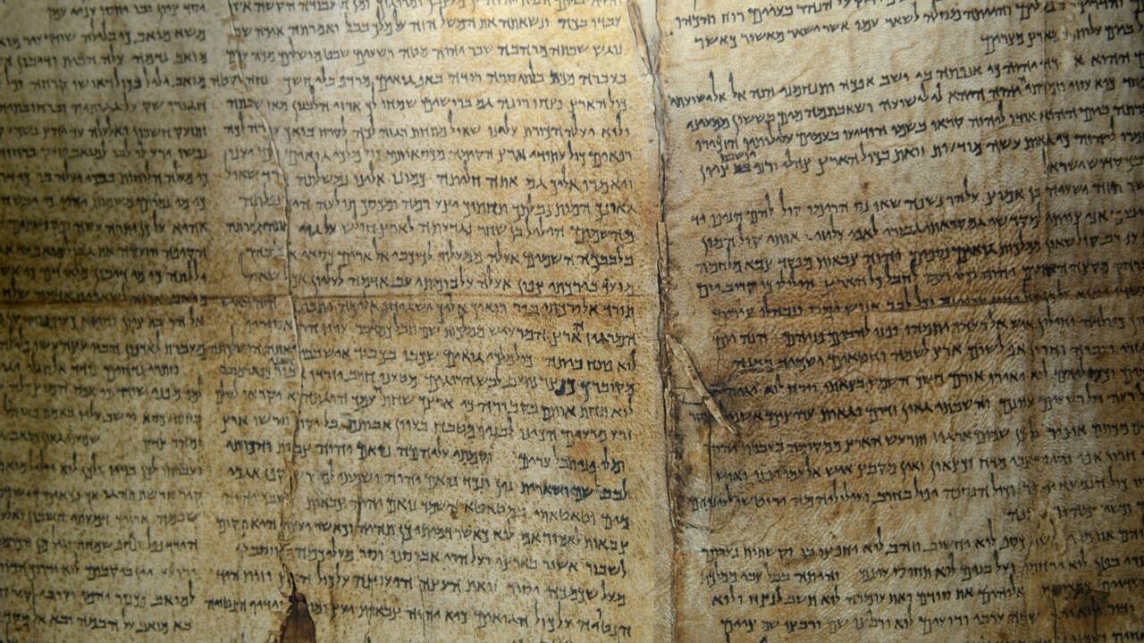 Manuscrits de la mer Morte : les plus anciens manuscrits bibliques connus