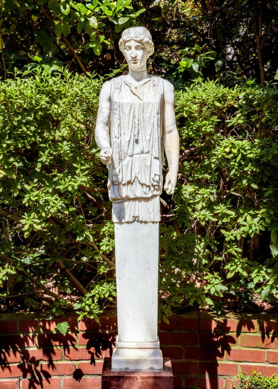 Californie : cette statue de jardin était en fait un artéfact antique