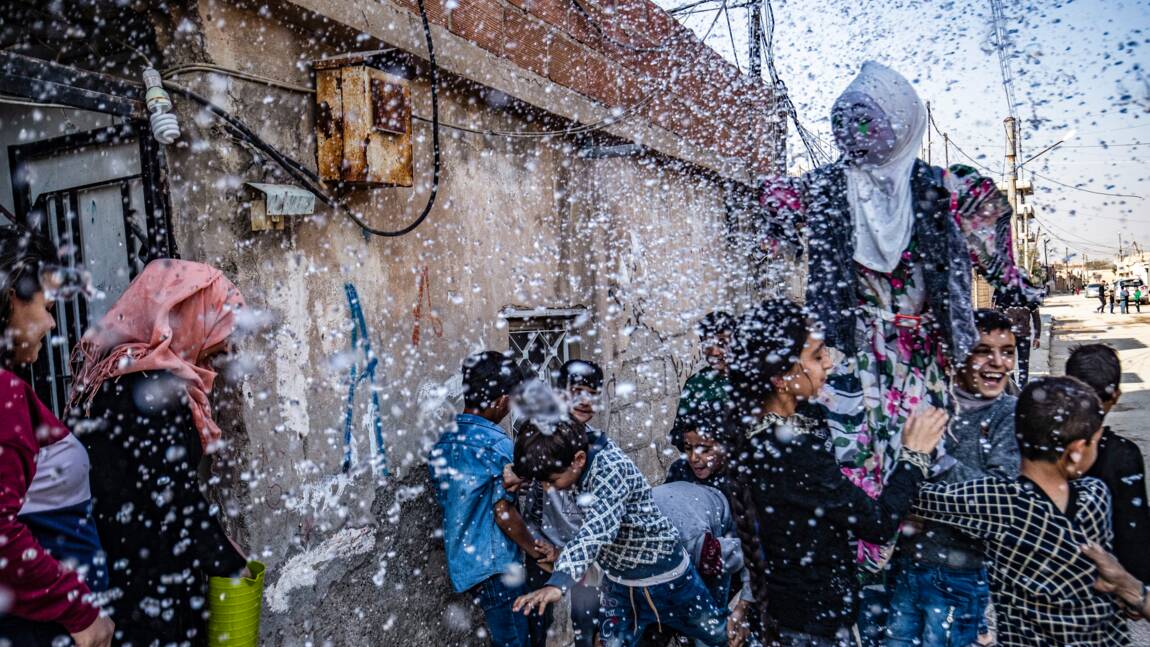 "La mariée de la pluie", un rituel kurde en période de sécheresse