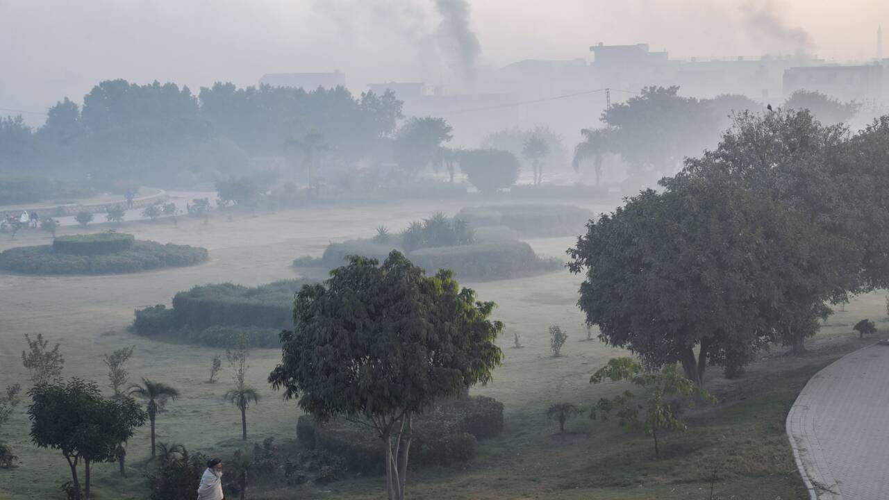 Pakistan: la brigade anti-pollution fait la police dans les usines de Lahore