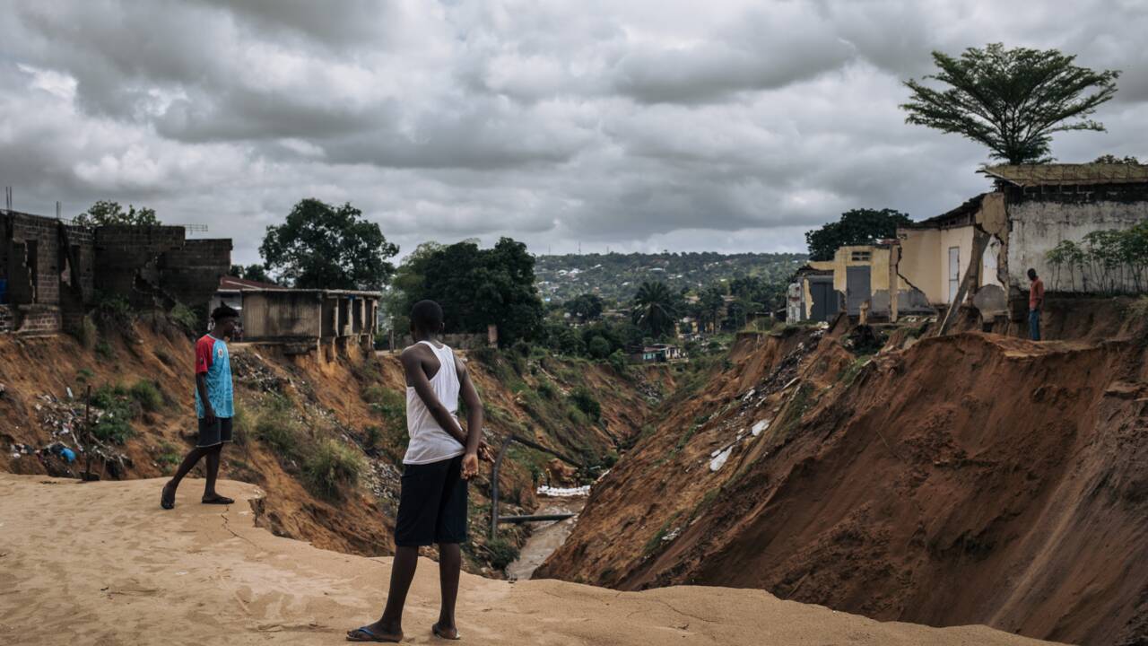 Urbanisme sauvage et érosion à Kinshasa: quand la rue devient ravin