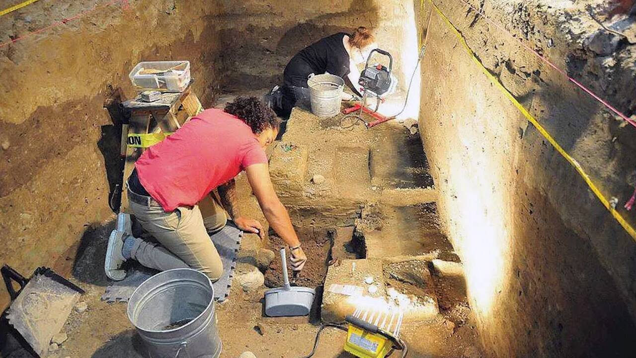 Découverte d'une mystérieuse momie vieille d'un millénaire au Pérou