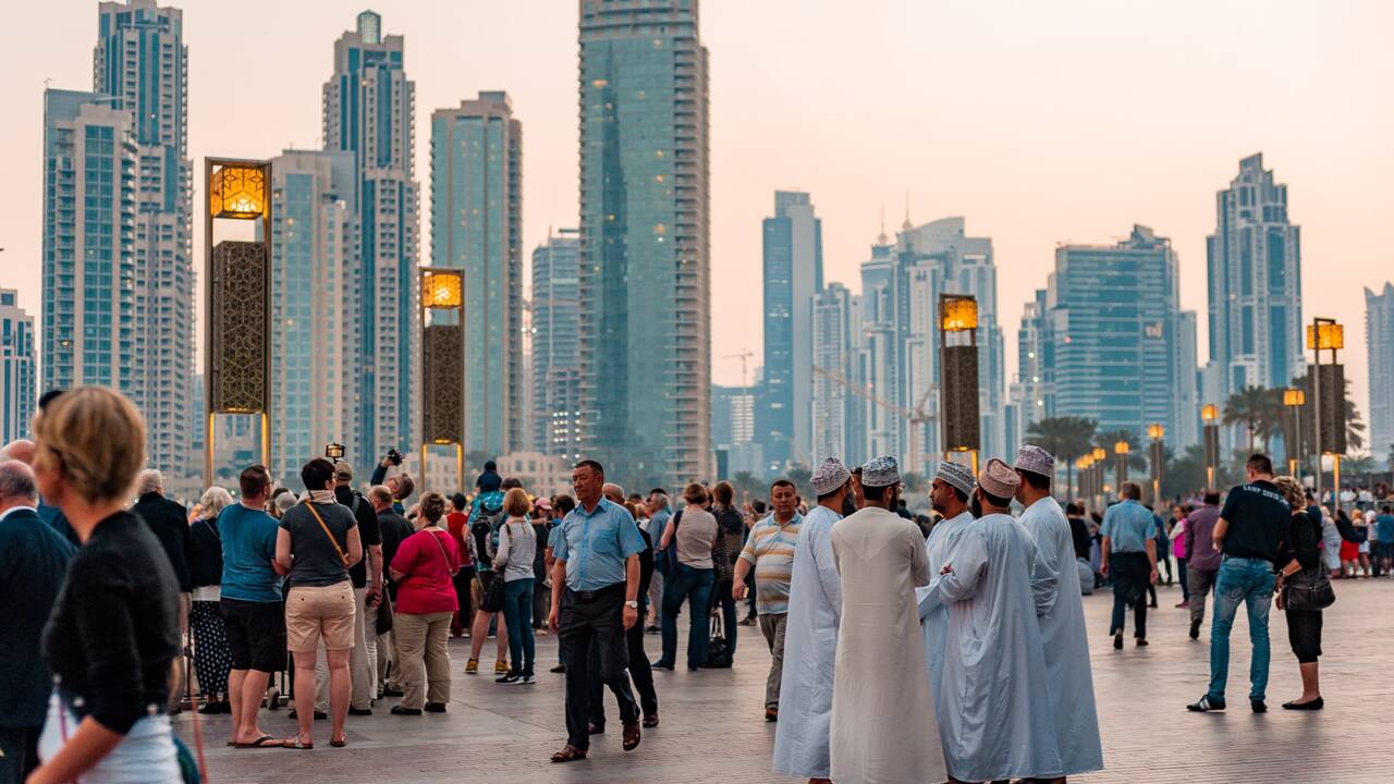 Pourquoi les Émirats arabes unis ont changé leurs jours de week-ends ?