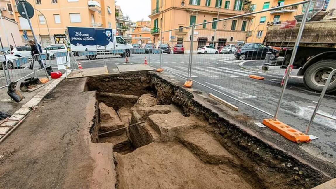Découverte d'un complexe funéraire vieux de 2000 ans à Rome