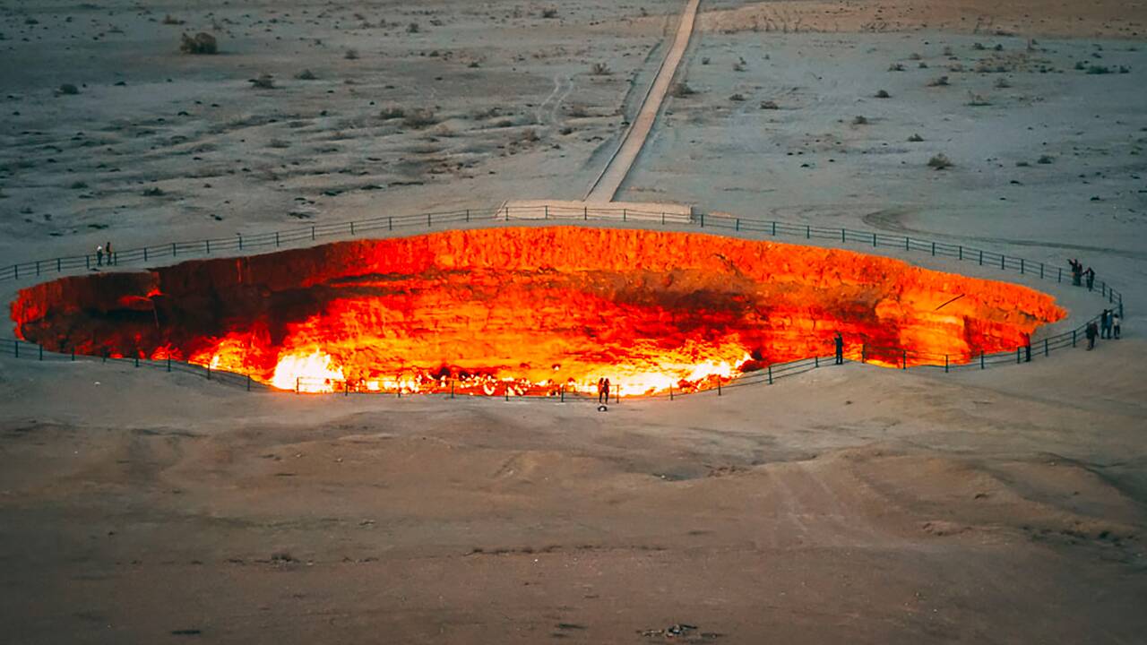 Le Turkménistan veut fermer ses "portes de l'Enfer", un cratère gazier enflammé depuis 50 ans