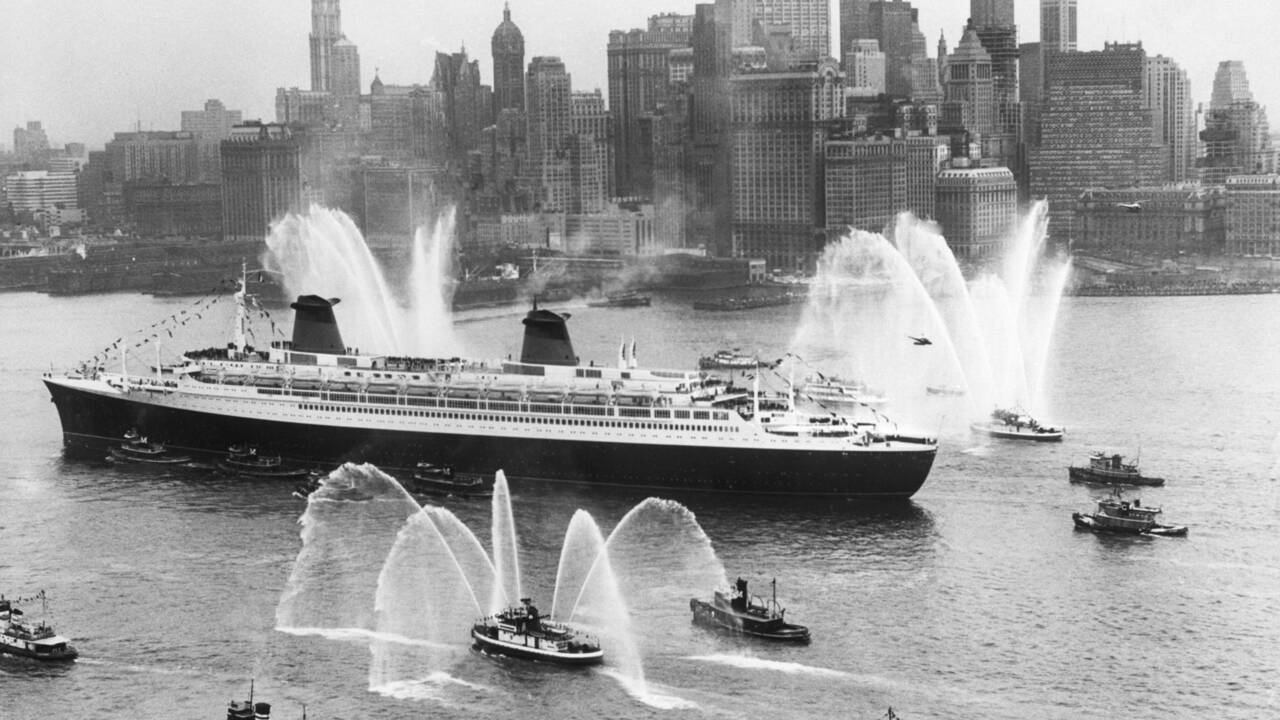 Il y a 60 ans, la première arrivée triomphale du paquebot "France" à New York