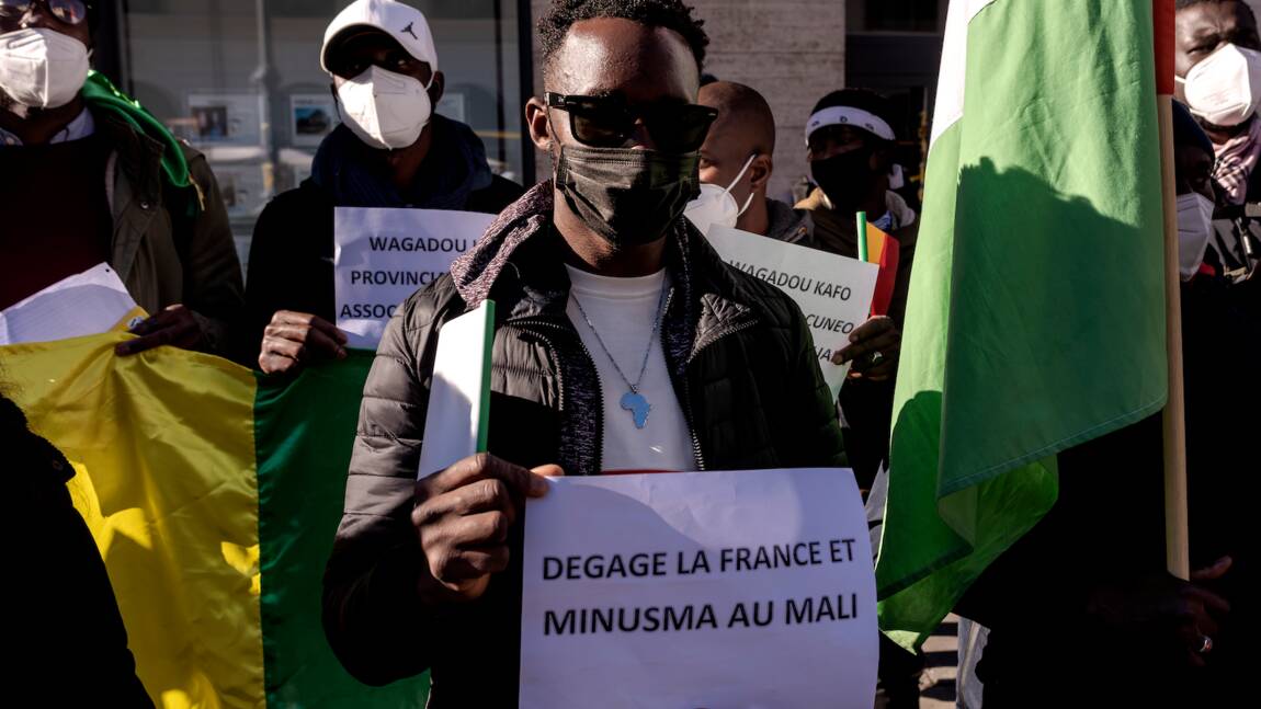 Au Mali, la junte suspend France 24 et RFI après des "allégations" visant l'armée