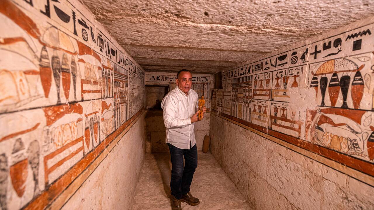 Cinq nouvelles tombes pharaoniques exhumées à Saqqarah en Egypte