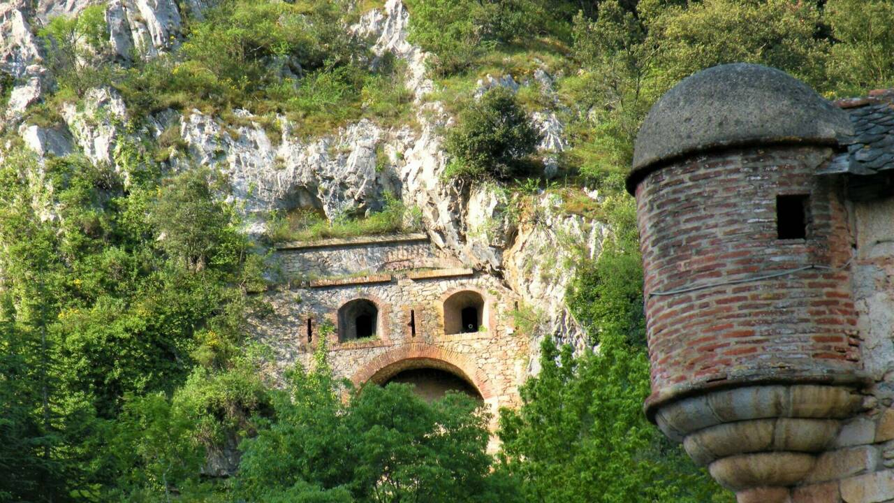 Vous pouvez acheter cette grotte fortifiée classée à l’Unesco pour moins de 400 000 euros