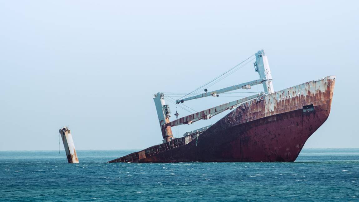 Un pétrolier naufragé en Tunisie, aucune fuite de gazole constatée pour le moment