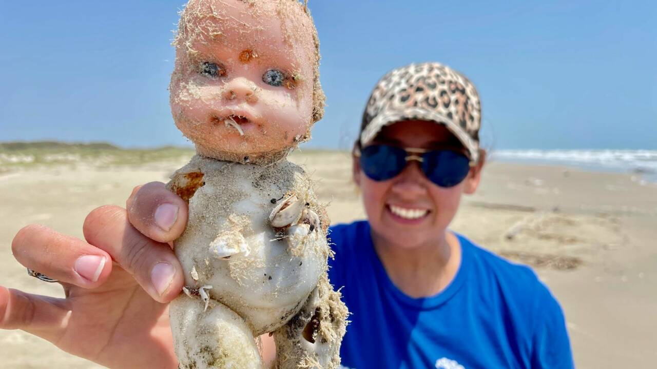 Des poupées terrifiantes font naufrage sur la côte Texane