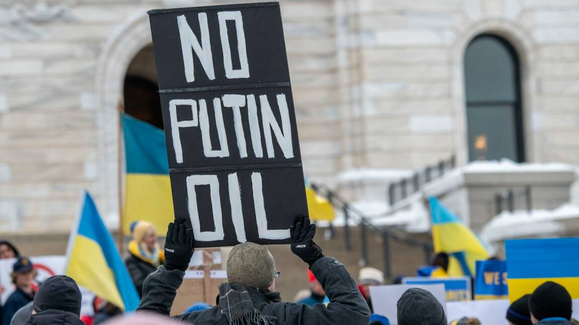 La Hongrie contrarie la volonté de l'Union européenne d'imposer un embargo  sur le pétrole russe - Geo.fr