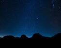 Pluie d'étoiles filantes : une trentaine de météores visibles à l'œil nu la nuit prochaine 