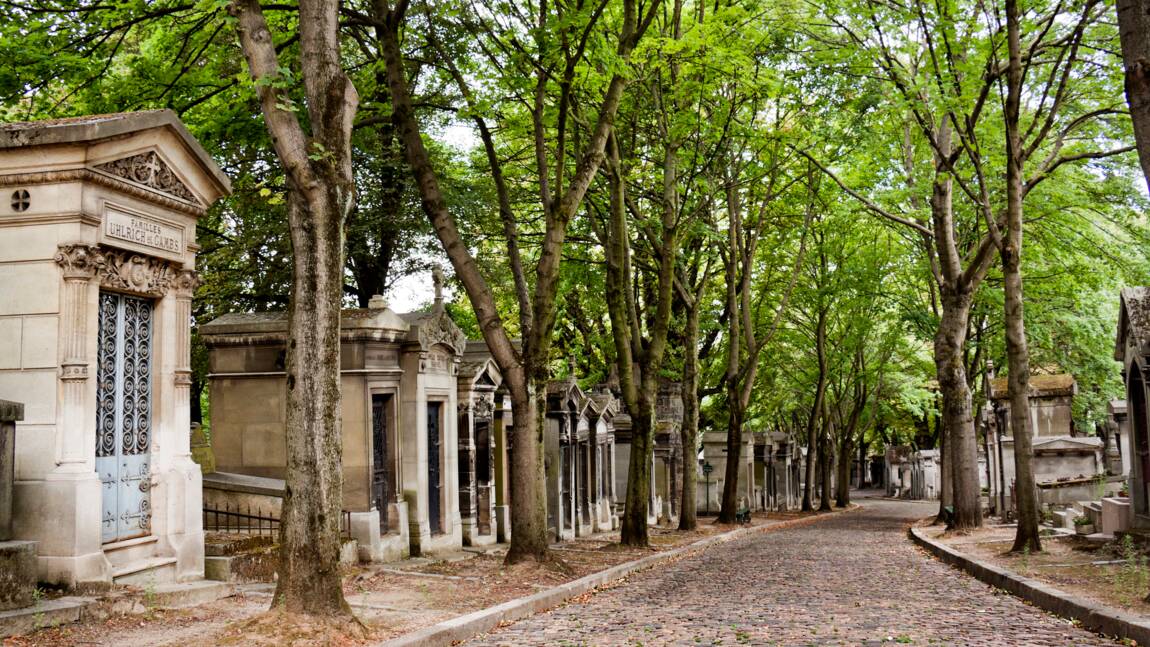 Colette, Sarah Bernhardt, Gisèle Halimi... Qui sont les femmes enterrées au cimetière du Père-Lachaise ?