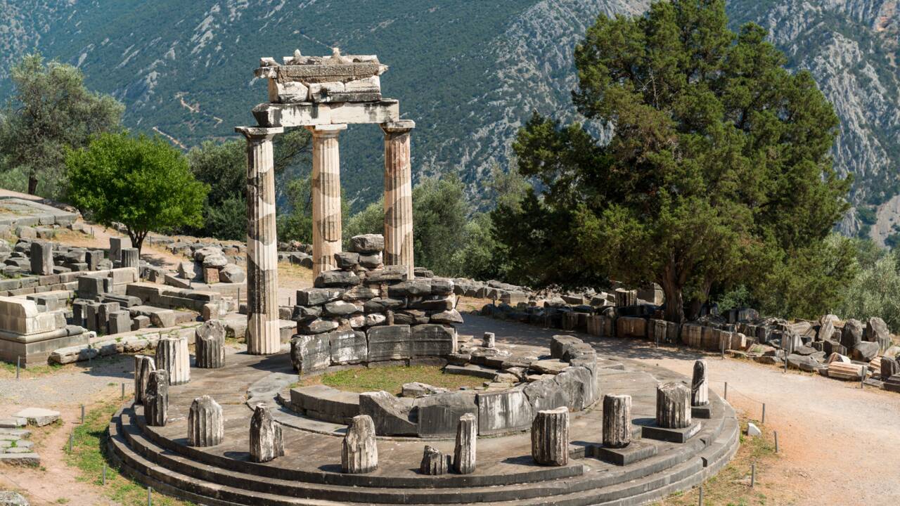 Delphes : des fouilles remettent en question ce qu’on pensait connaître du sanctuaire de la Pythie