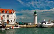 Bike tour in Brittany: Discover Belle-Île-en-Mer on marked routes