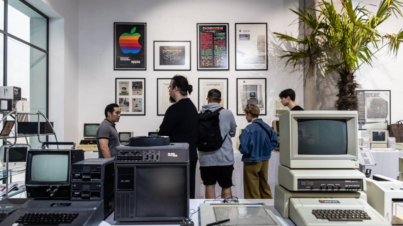 Pologne : un musée insolite offre un voyage à travers l'histoire d'Apple à Varsovie