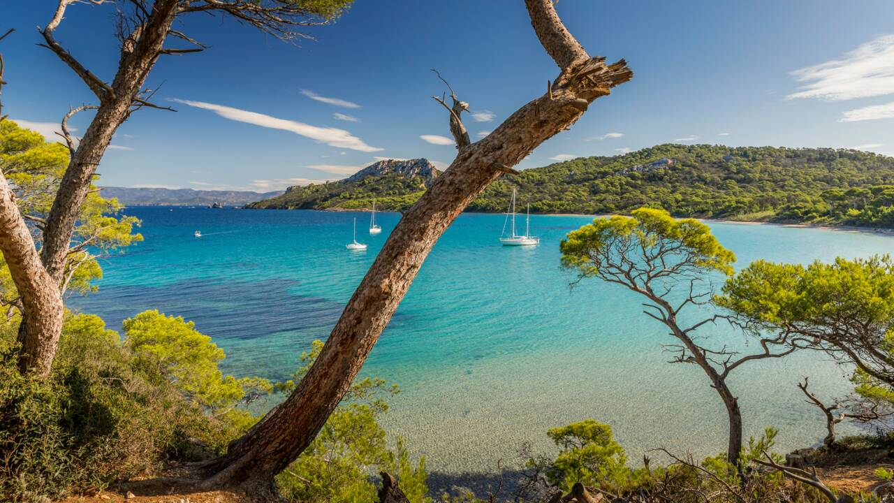 Écotourisme : quelles sont les meilleures îles à visiter sans voiture en France ?