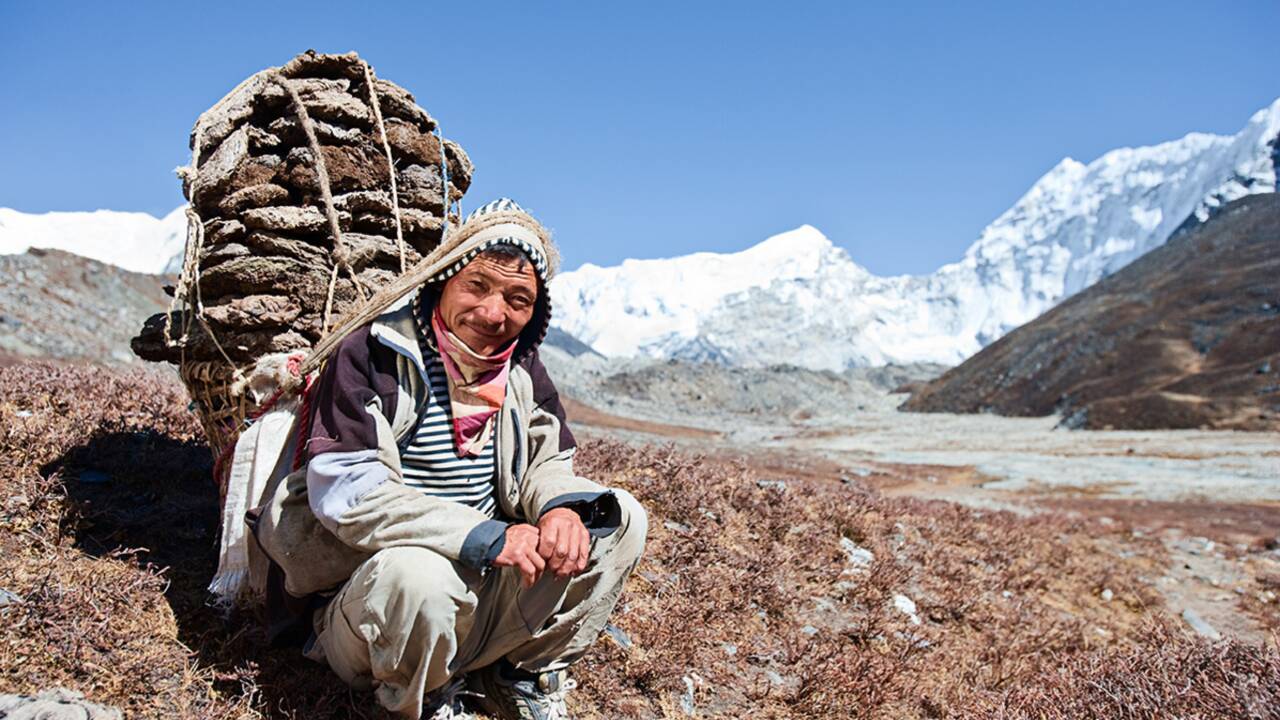 Ces sherpas venus du Népal pour bâtir les marches des sites sauvages en Norvège