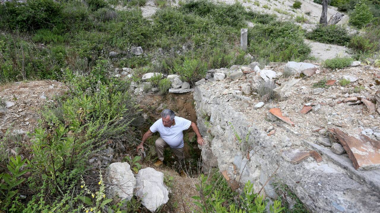 "Partout ils creusent" : en Albanie, le patrimoine pillé par les chercheurs de trésors