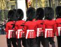 "Éloignez-vous du sauveteur de la Reine !" : que s’est-il passé à Buckingham Palace ?